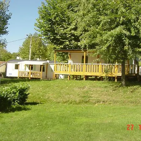 キャンプ場 Mobil Home Avec Terrasse - 4 Pers. - Api-1-52-1590